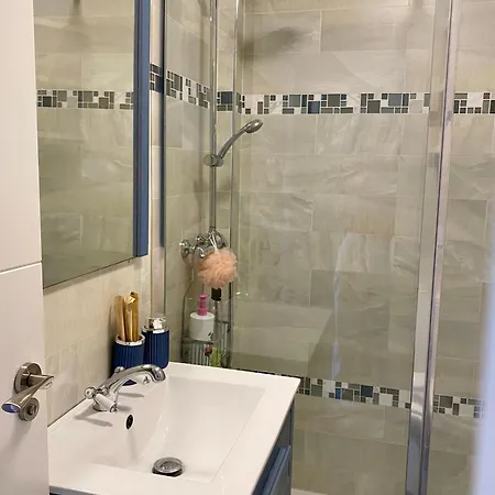 Sea View Apartments, דירה *